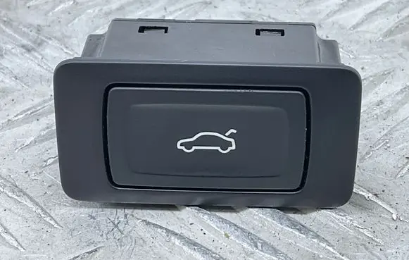 Audi A7 S7 4G Tailgate/boot open switch button 4G0959831A