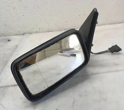 Volkswagen Golf III Front door electric wing mirror 055009L