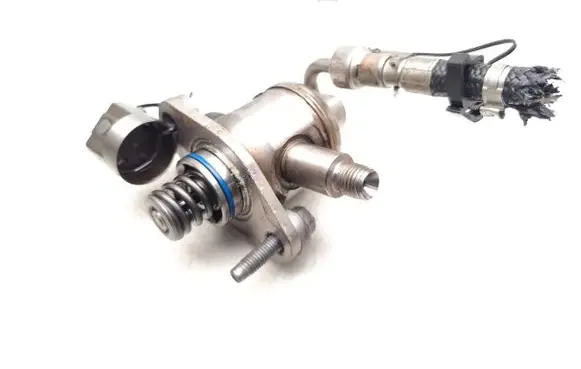 Chevrolet Colorado Fuel injection high pressure pump 12691088