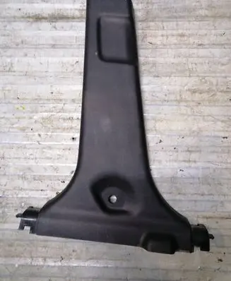 KIA Carens II (B) pillar trim (bottom) 858351D100