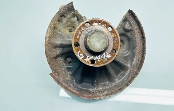 Volkswagen PASSAT B8 Rear wheel hub 