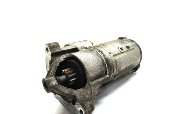 Peugeot 308 Starter motor 9646972280