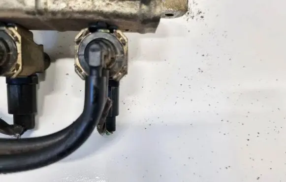 Volvo V50 Turbo solenoid valve 4M5G9A500 4M5G-9A500