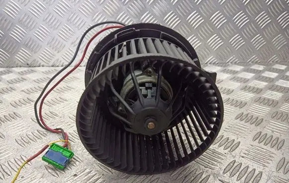 Renault Megane II Front door blower motor 