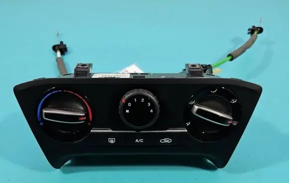 Hyundai i20 (GB IB) Climate control/heater control trim 97250C8110 IMPRK1590078