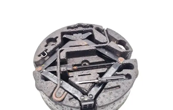 Opel Vectra B Tool set 24423568