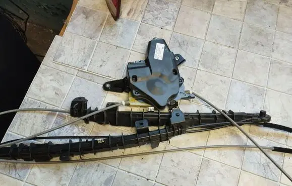 Audi A6 S6 C7 4G Curtain motor 4G9863560A
