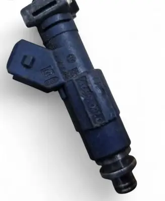 Opel Vectra B Fuel injector 0280155712