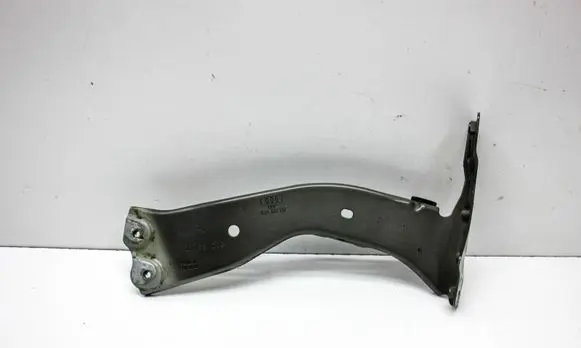 Audi Q3 F3 Fender mounting bracket 83A821132