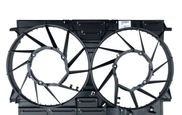 Audi Q7 4M Radiator cooling fan shroud 8W0121207C 8W0121003D