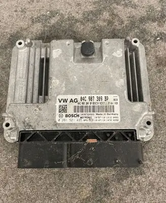 Audi A1 Engine control unit/module 04C907309BP 0261S21435