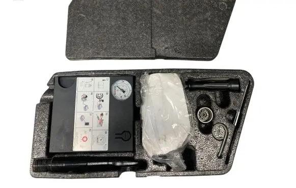 Volkswagen Golf VII Tool box 5G0012115AC