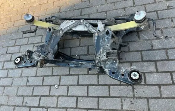 Volvo XC60 Rear beam 32331544