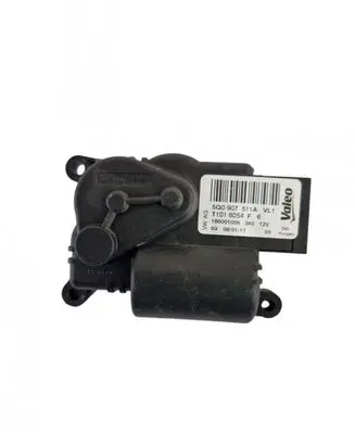 Volkswagen PASSAT B8 Air flap motor/actuator 5Q0907511A