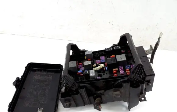 Opel Insignia B Fuse box set 39116626 39110536