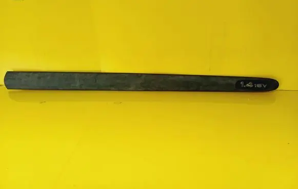 Renault Megane I Front door trim (molding) 7700430882