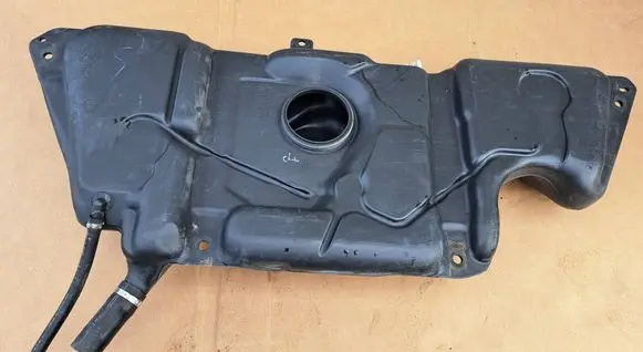 Renault Kangoo I Fuel tank 7700302712 7700312288