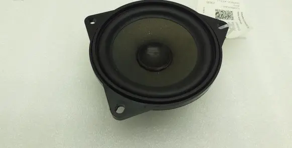 BMW 1 F20 F21 Front door speaker 9804157 65139804157