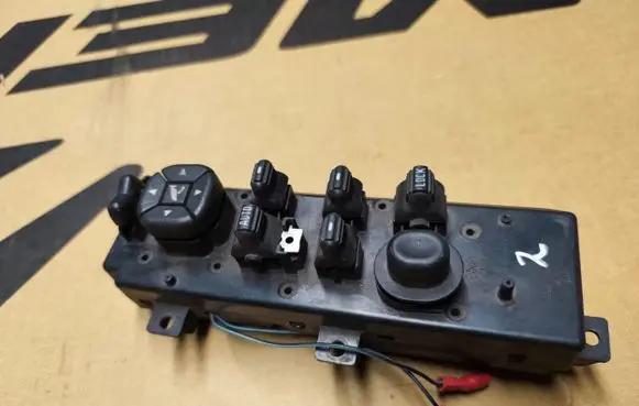 Jeep Grand Cherokee (WJ) Electric window control switch 5HB63DX9AA