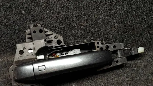 Audi Q7 4M Rear door exterior handle 4M0837885A