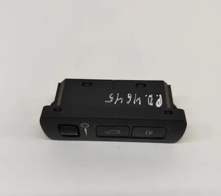 Volvo XC90 Tailgate/boot open switch button 31443874