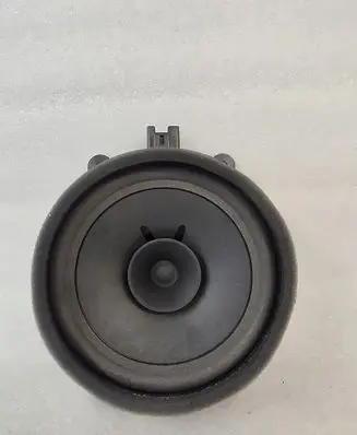 Volvo XC40 Front door high frequency speaker 32265248