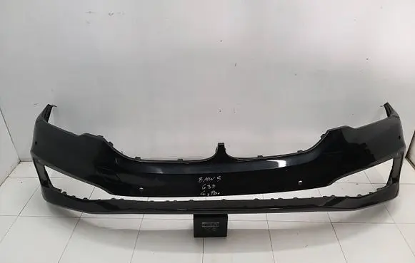BMW 5 G30 G31 Front bumper 7385336