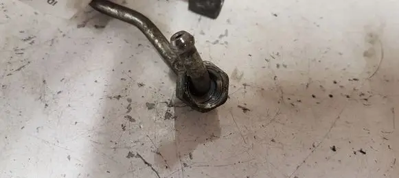 Ford Focus Fuel injector supply line/pipe