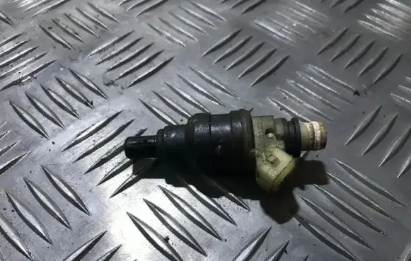 Mitsubishi Sigma Fuel injector n210h