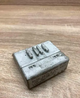 BMW 3 E46 Alarm relay 8376300 INCLINE