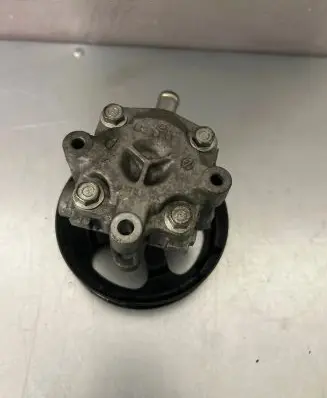 Citroen C-Crosser Power steering pump 03240605
