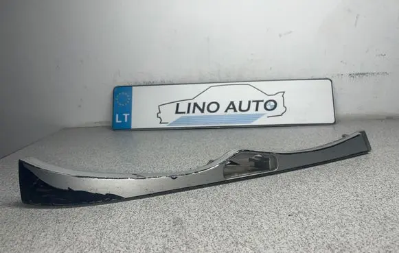 Under headlight/headlamp trim