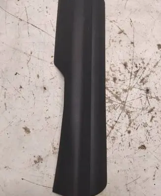 BMW i4 Front sill trim cover 7491188