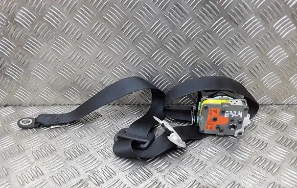 Toyota Verso Front seatbelt 732200f051