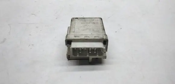 BMW 3 E46 Glow plug pre-heat relay 2247664