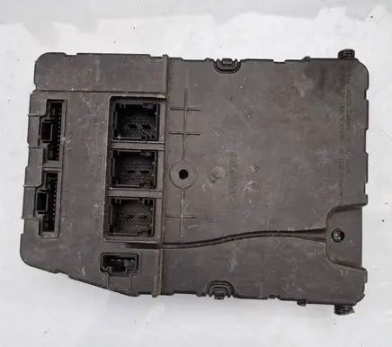 Renault Megane II Comfort/convenience module 8200433200 05285