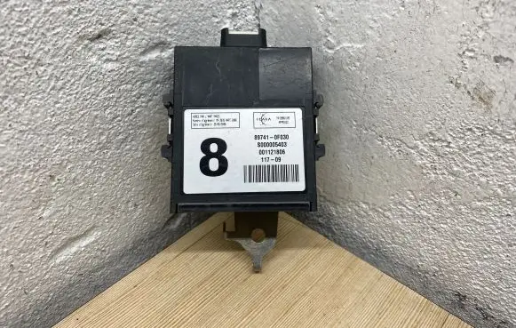 Toyota Verso Door control unit/module 897410F030