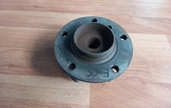 BMW 7 E65 E66 Front wheel bearing hub 31226750217 6750217