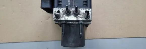 Audi A6 S6 C7 4G ABS Pump 4G0907379F 4G0614517P