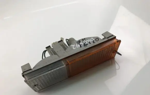 Mitsubishi Lancer Front fender indicator light 1124242