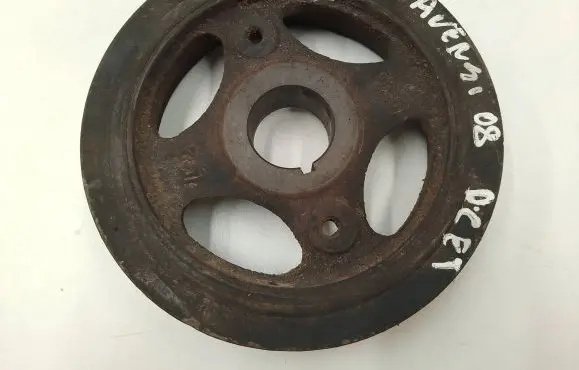 Toyota Avensis T250 Crankshaft pulley 134080R011
