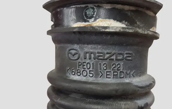 Mazda CX-5 Air intake hose/pipe PE0113221 K6805