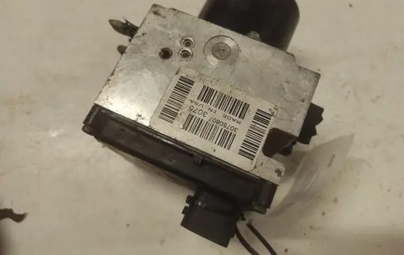 Peugeot 407 ABS Pump 15848403 15848303C S118676001M