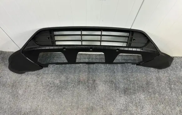 Ford Kuga II Front bumper GV44-17F775 Z969