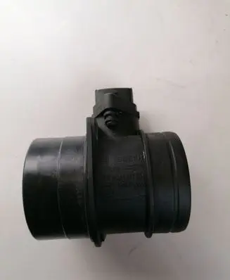 KIA Sorento Mass air flow meter 0281002554