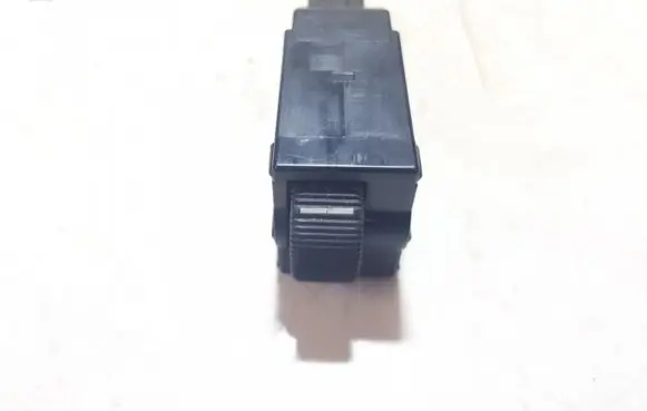 Mitsubishi Space Star Headlight level height control switch mr114337 lk04000100