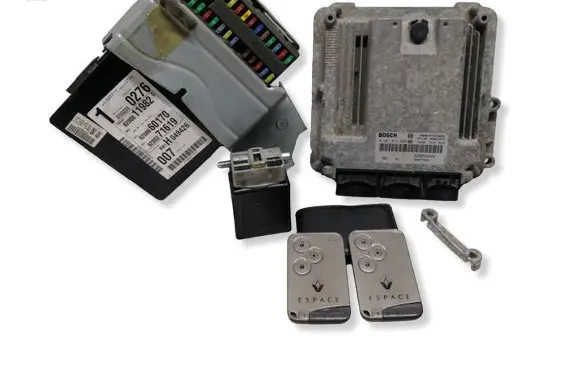 Renault Espace IV Engine ECU kit and lock set 8200560320 0281014350 8200773853
