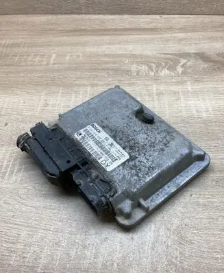 Opel Astra G Engine control unit/module ECU 09181243 0281010050