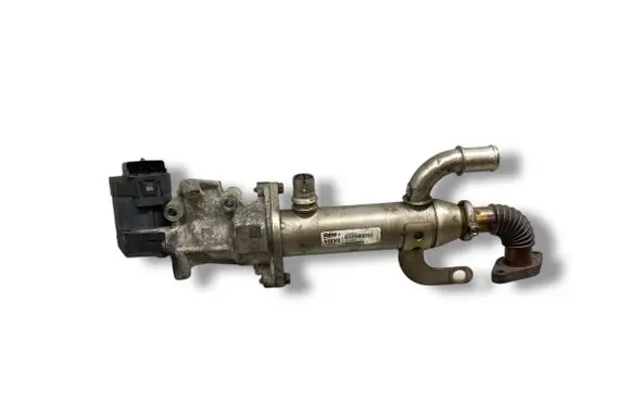 Ford Kuga I EGR valve cooler 993062H 8653691