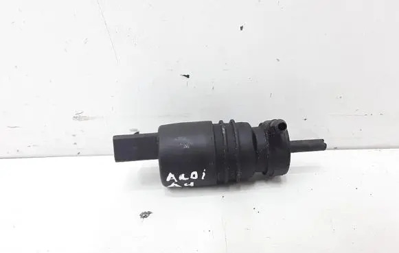 Audi A4 S4 B6 8E 8H Windscreen/windshield washer pump